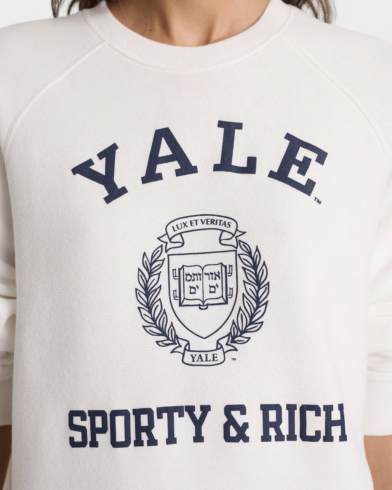 Veritas Soft Crewneck - White/Navy Sporty & Rich Outlet