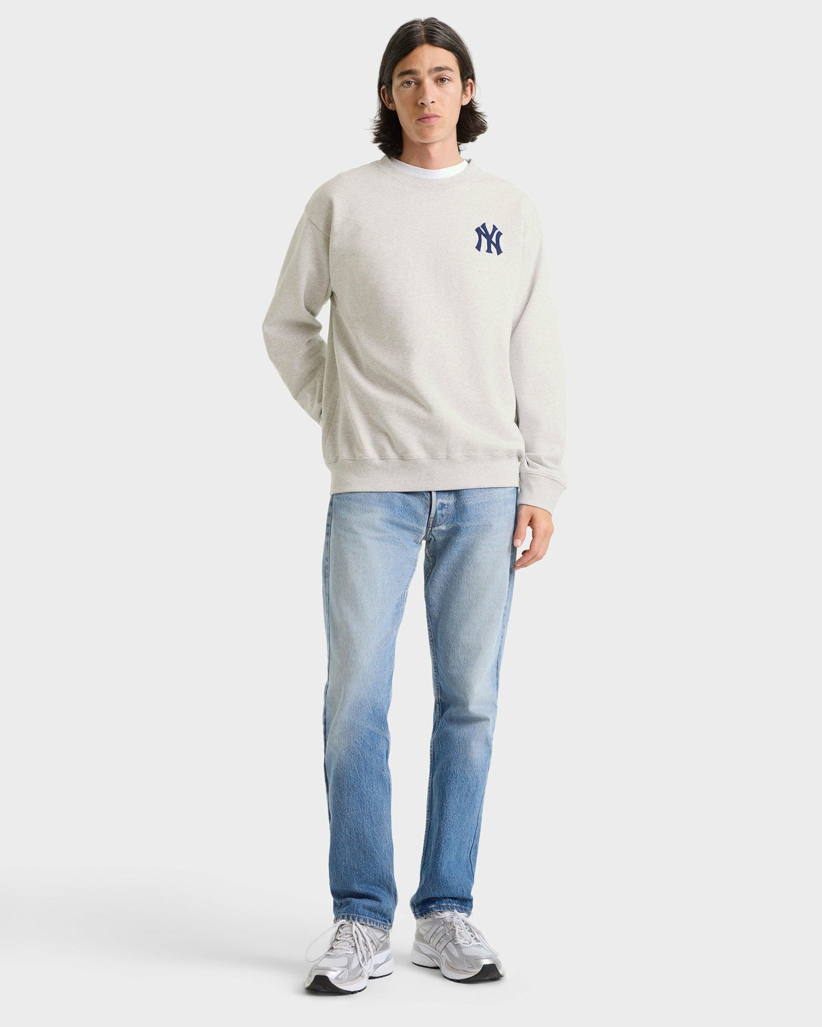 Heritage Yankees Serif Crewneck - Heather Gray/Navy Sporty & Rich Outlet