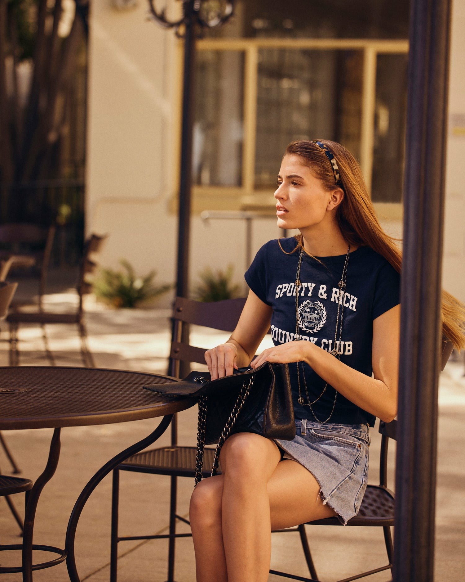 Varsity Crest Essential Tee - Navy/White Sporty & Rich US