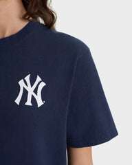 Yankees Curve T-Shirt - Navy/White Sporty & Rich For Sale
