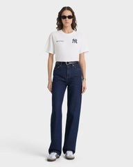 Yankees Curve T-Shirt - White/Navy Sporty & Rich US