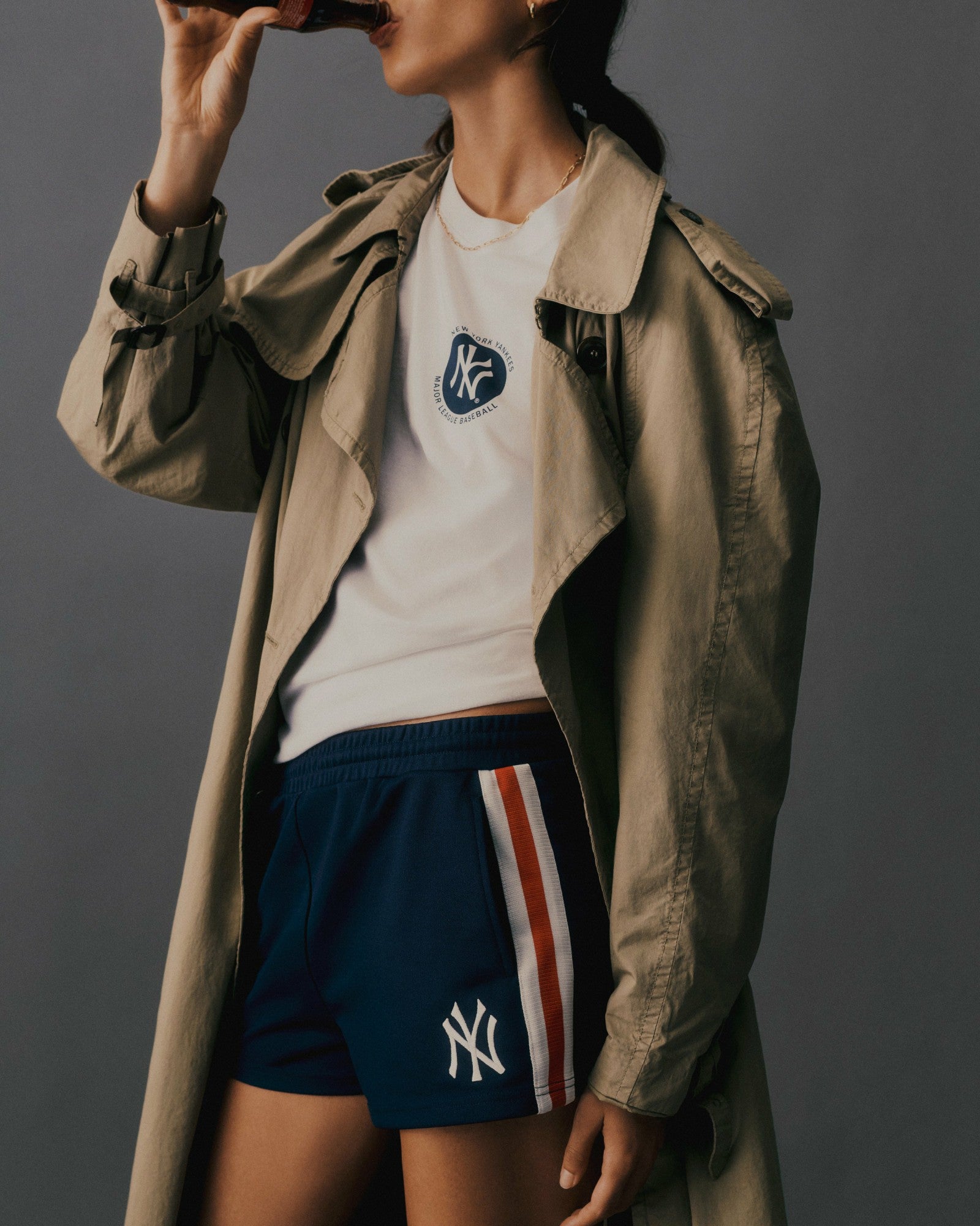 Major League T-Shirt - White/Navy Sporty & Rich US