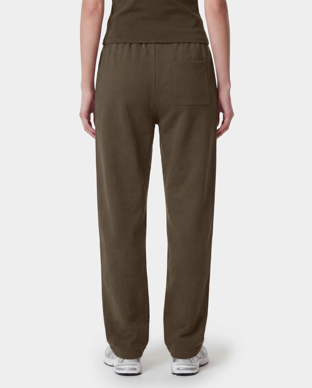 NY Crest Embroidered Wide Sweatpant - Sand Sporty & Rich Outlet