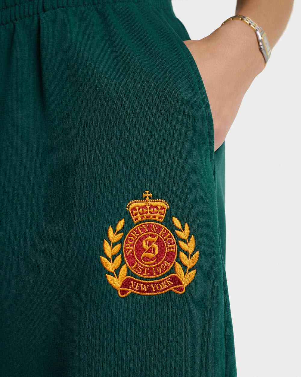 NY Crest Embroidered Wide Sweatpant - Forest Sporty & Rich For Sale