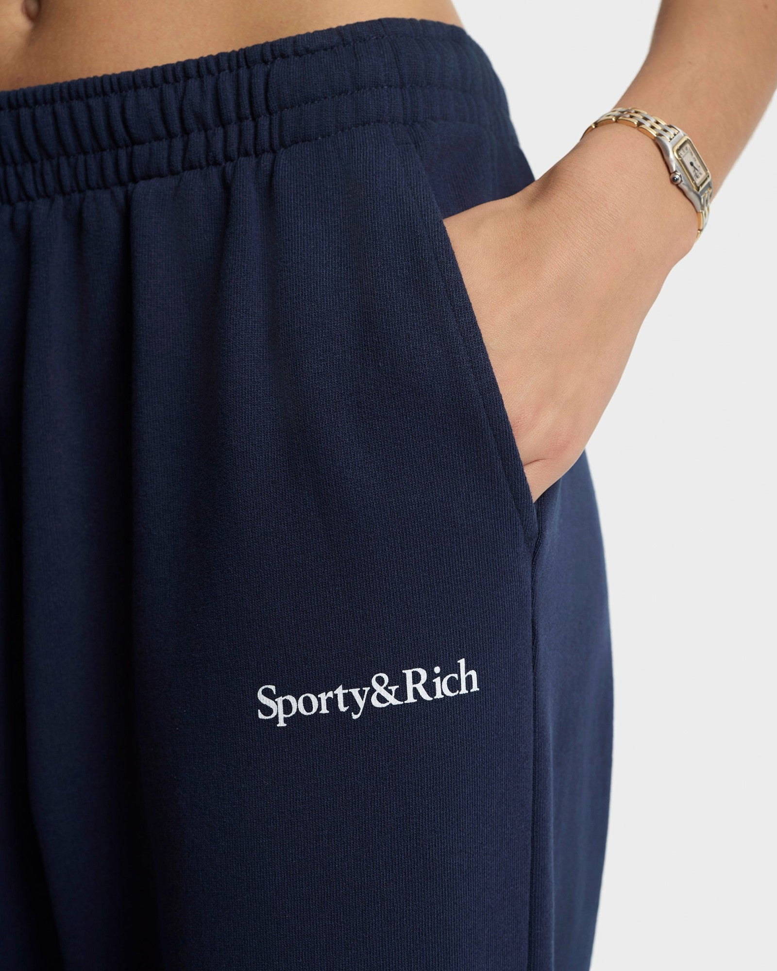 Serif Logo Wide Sweatpant - Navy/White Sporty & Rich Online