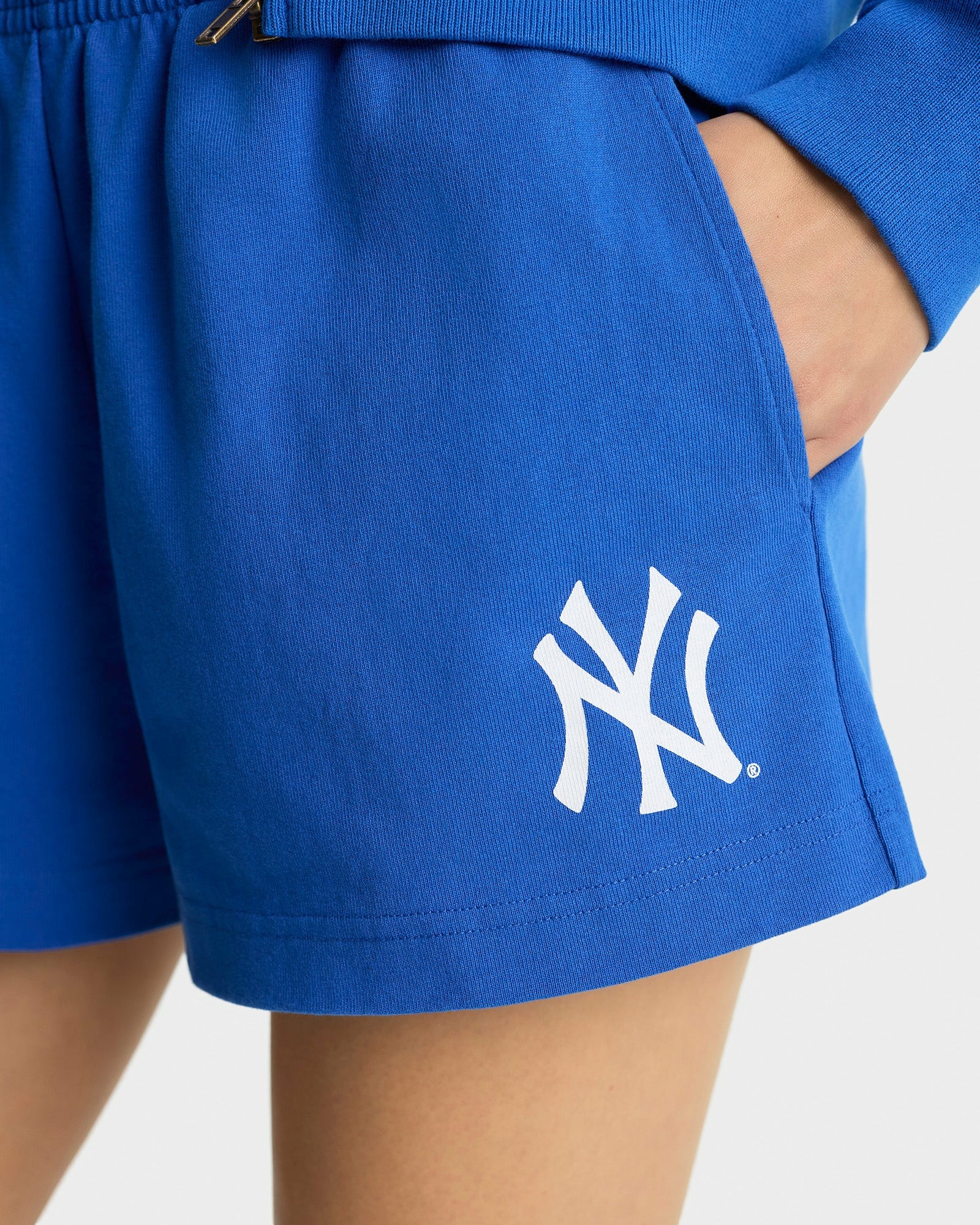 Yankees Serif Disco Short - Team Blue/White Sporty & Rich Sale