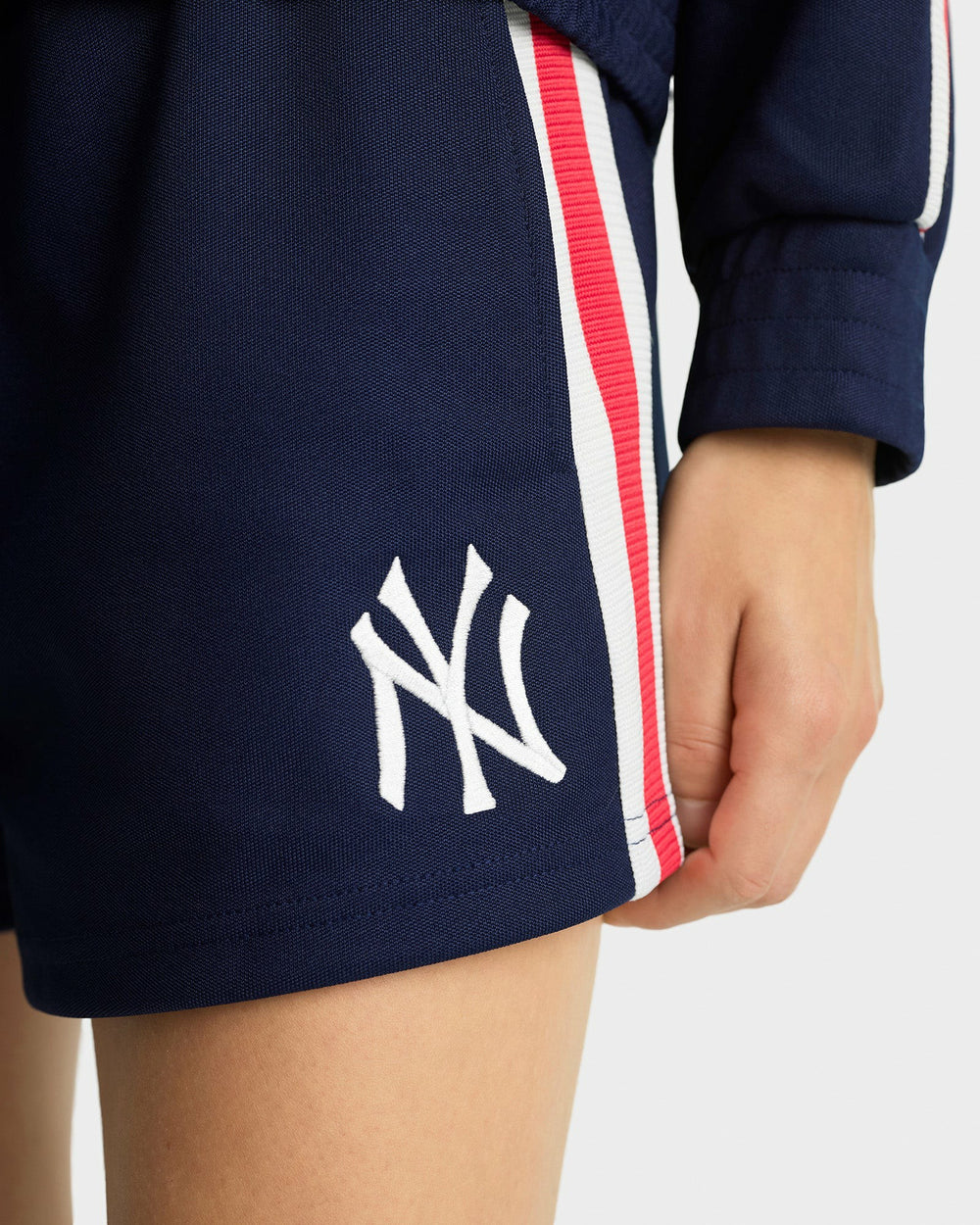 Yankees Serif Roller Short - Navy/White/Red Sporty & Rich Online