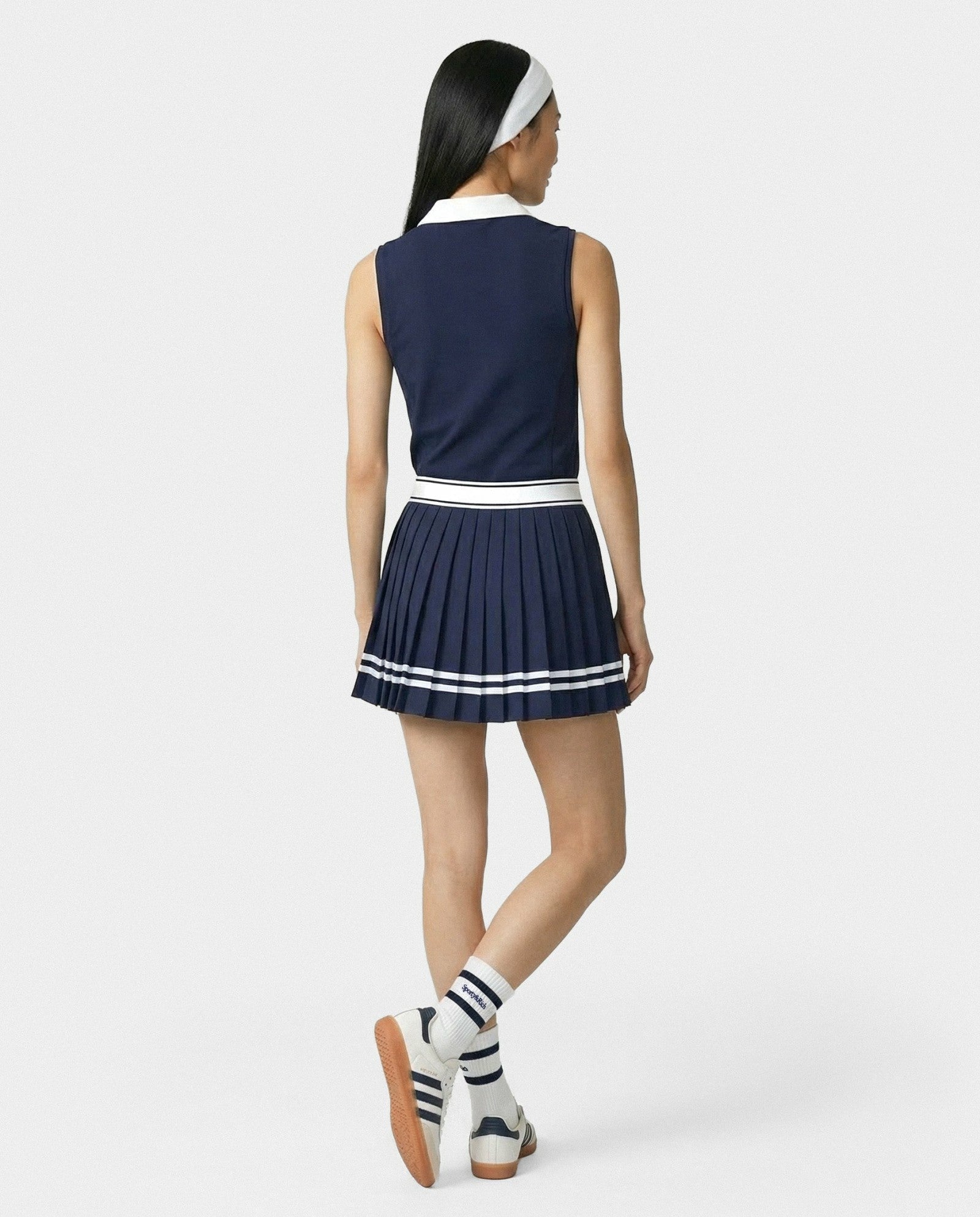 Serif Logo Pleated Skirt - Navy/White Sporty & Rich Outlet