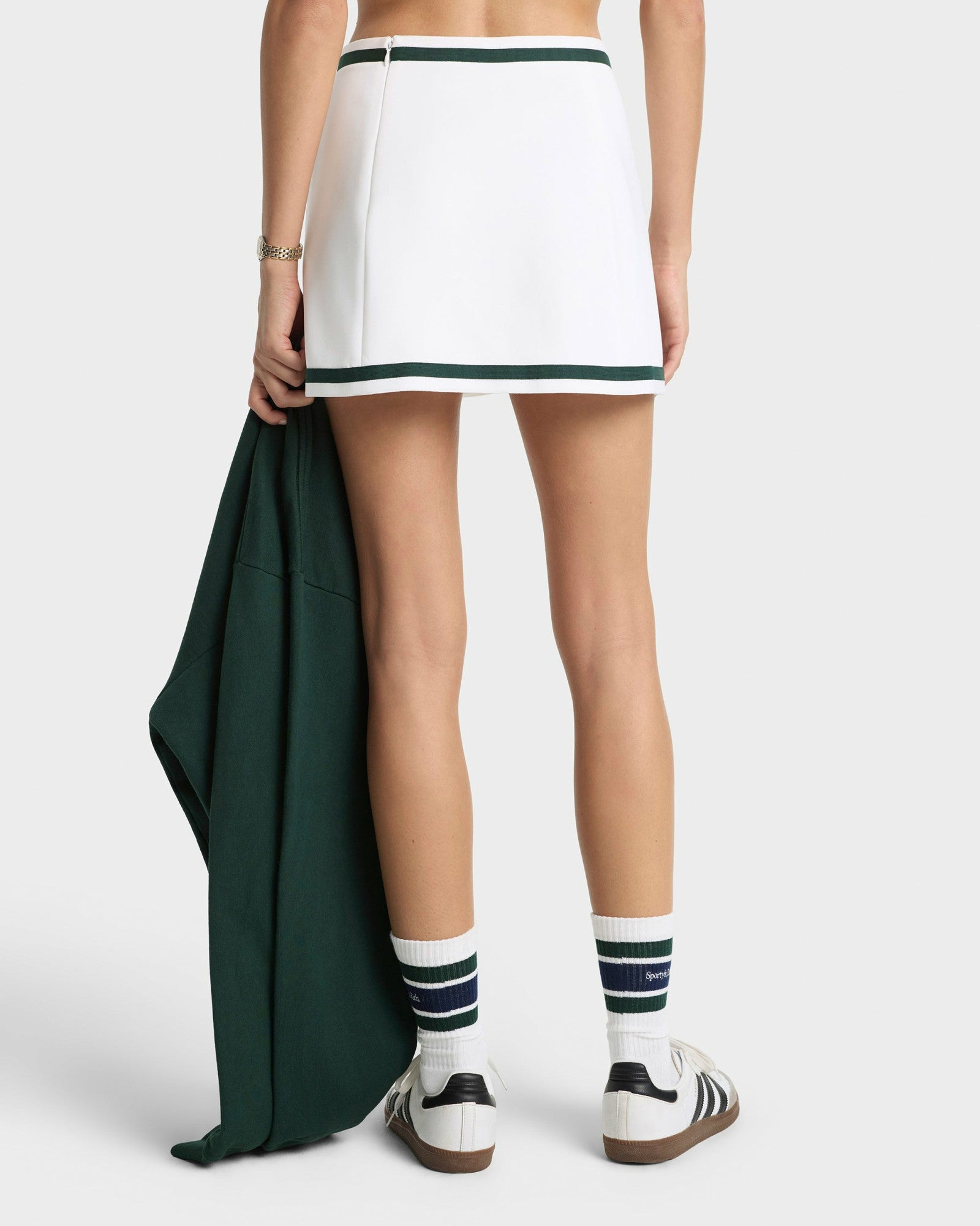 Serif Logo Mila Skirt - White/Forest Sporty & Rich Outlet