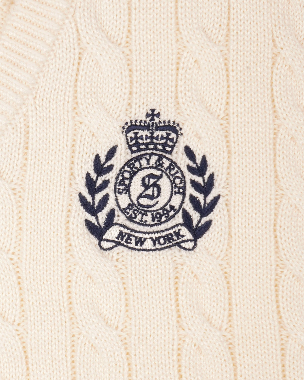 NY Crest V-Neck Cable Sweater - Ecru/Light Navy Sporty & Rich US