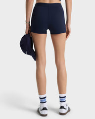 Serif Logo Active Short - Navy/White Sporty & Rich Online