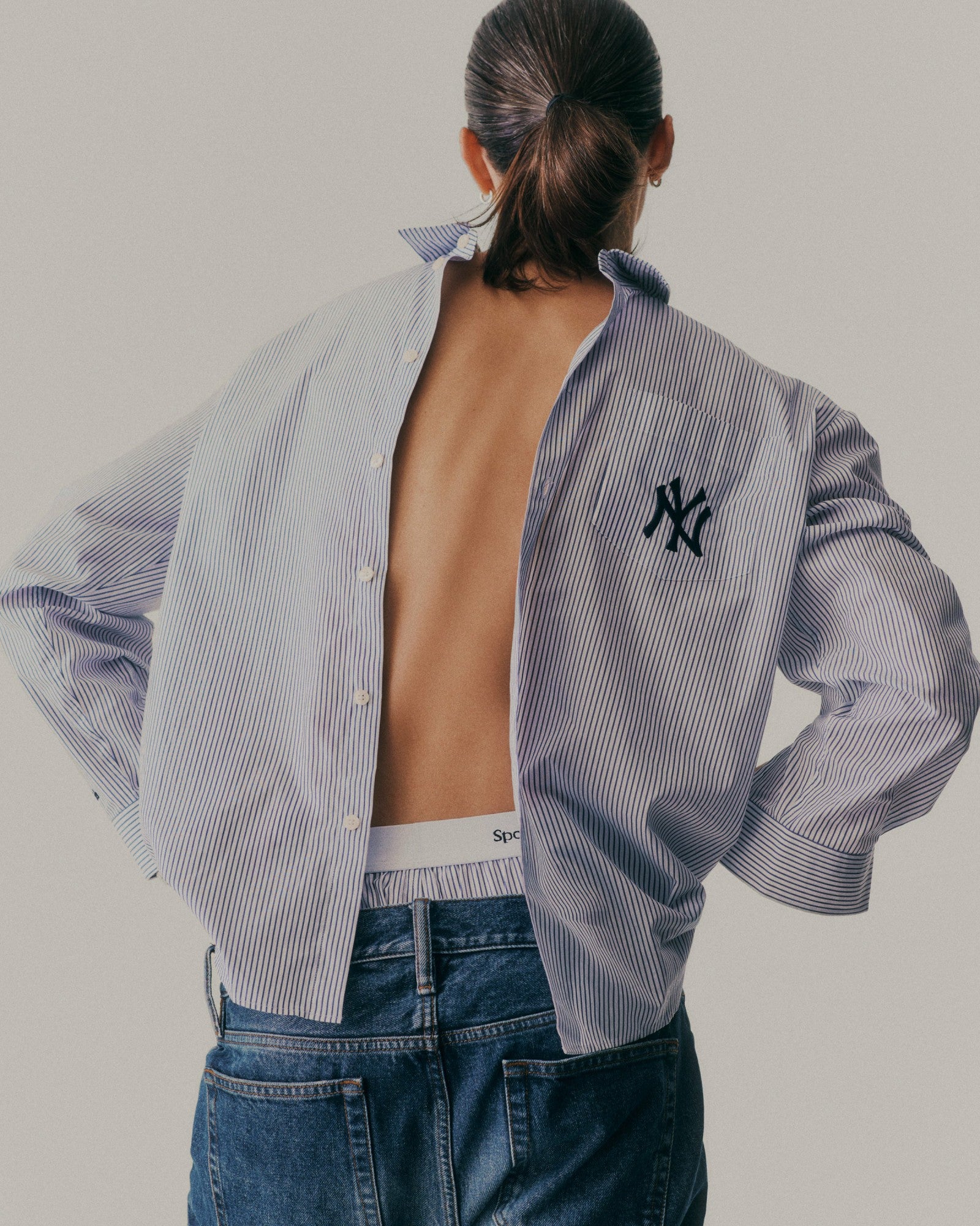 Yankees Serif Oversized Shirt - Navy Striped Sporty & Rich For Sale