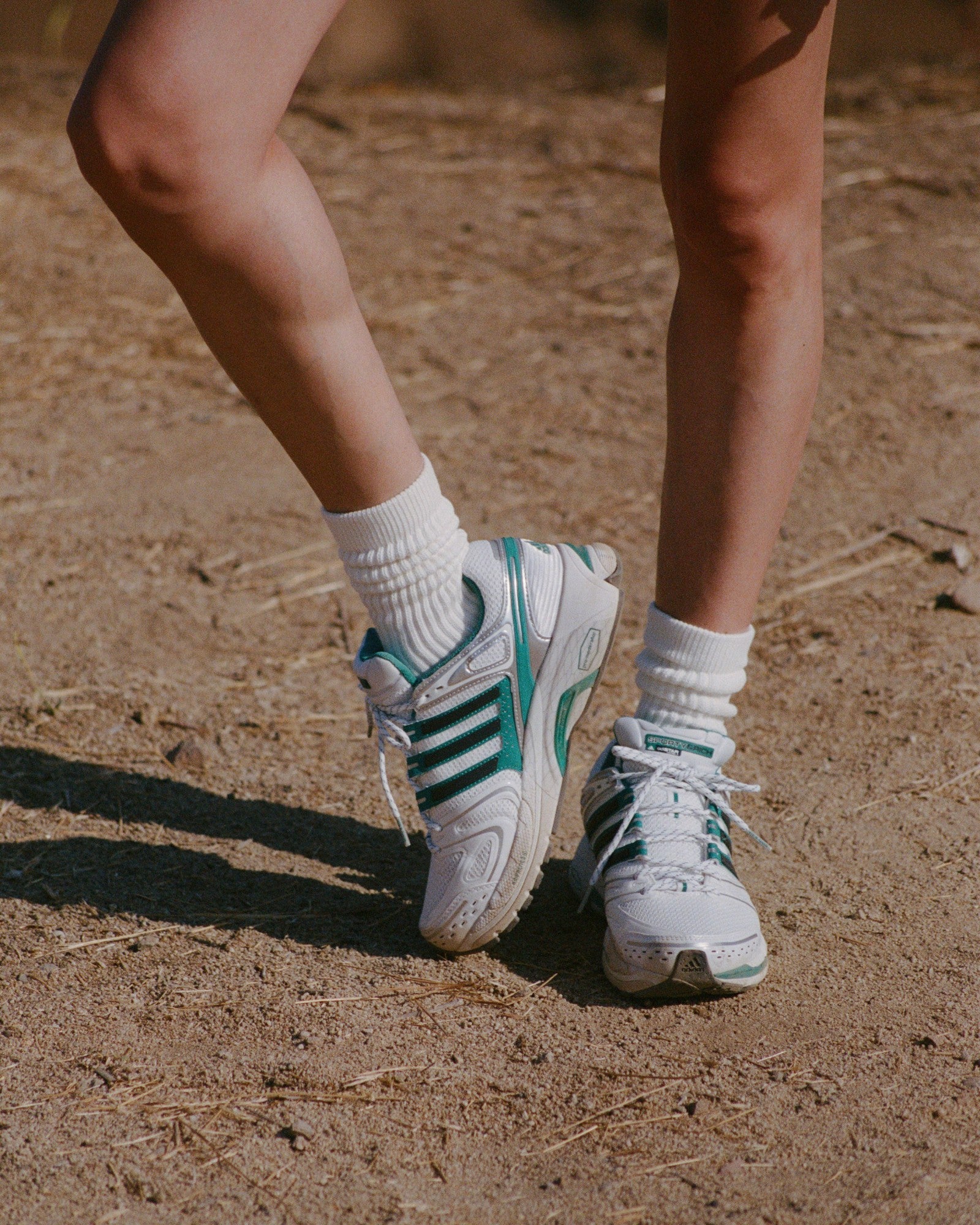 Adistar Control 5 - White/Teal/Black Sporty & Rich Discount