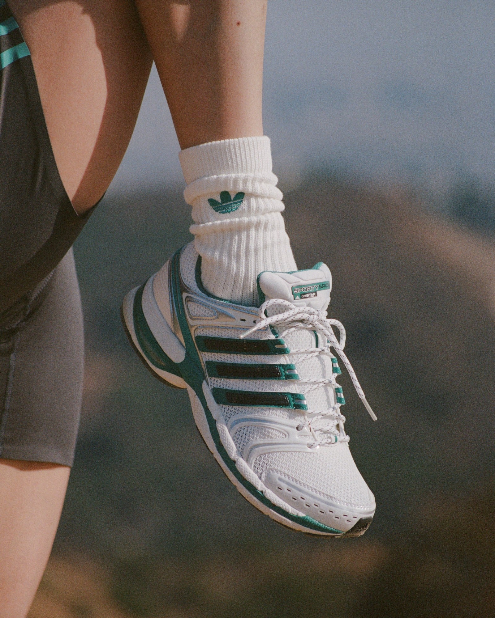 Adistar Control 5 - White/Teal/Black Sporty & Rich Discount