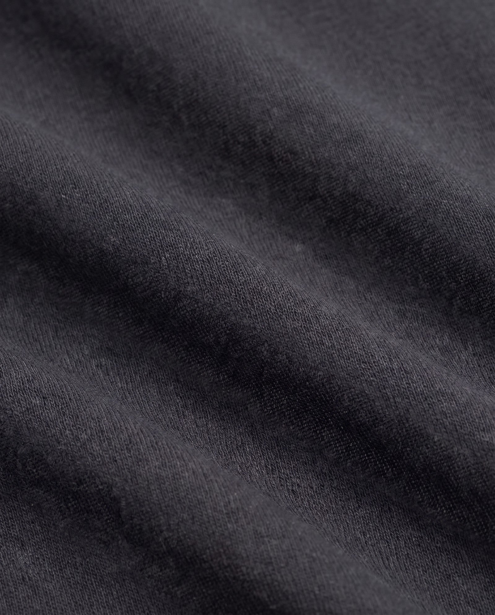 Bold Runner Essential Tee - Faded Black Sporty & Rich Sale